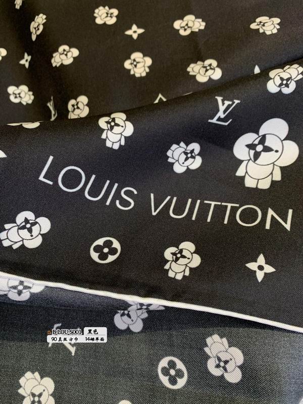 LV silk scarf 90X90cm E20 (36)